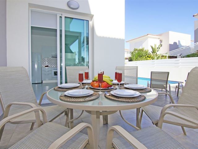 фотографии отеля Villas2Let Agia Triada изображение №3