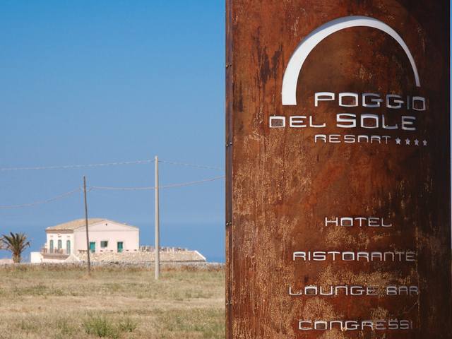 фотографии отеля Poggio Del Sole Resort изображение №11