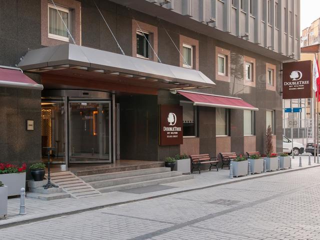 фото отеля DoubleTree by Hilton Istanbul - Sirkeci  (ex. Prince) изображение №1