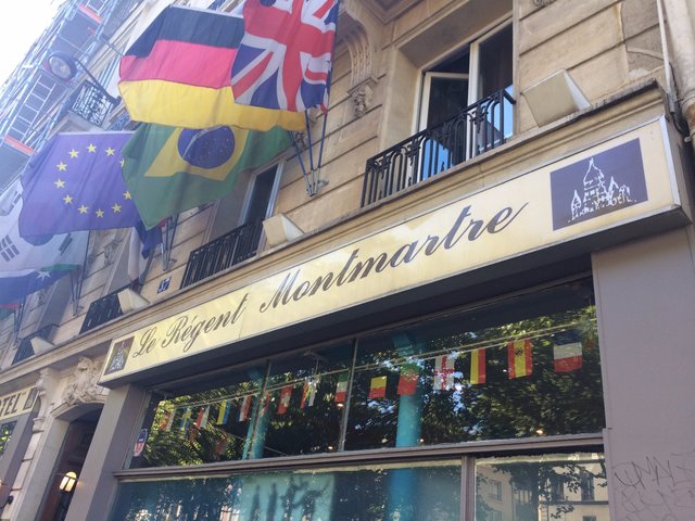 фото отеля Le Regent Hostel Montmartre изображение №21