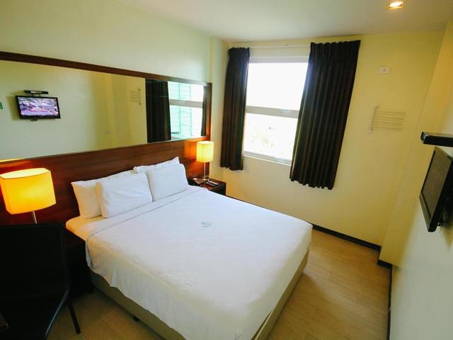 фото Go Hotels Bacolod изображение №22