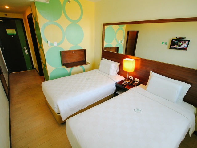 фото Go Hotels Bacolod изображение №2