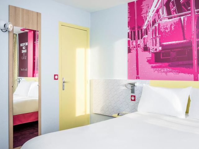 фото отеля Ibis Styles Paris Crimee La Villette (ех. Hotel Balladins Paris 19) изображение №5