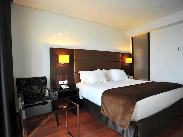 фото Axis Porto Business & SPA Hotel изображение №10