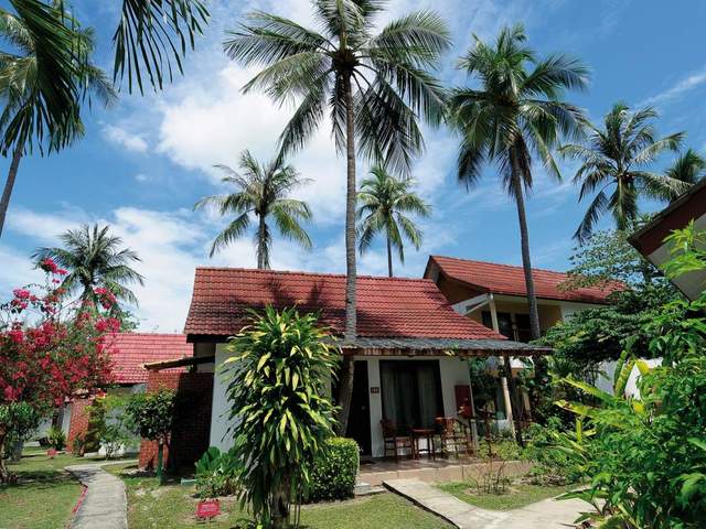 фото The Frangipani Langkawi Resort & Spa (ex. Langkawi Village Resort) изображение №2