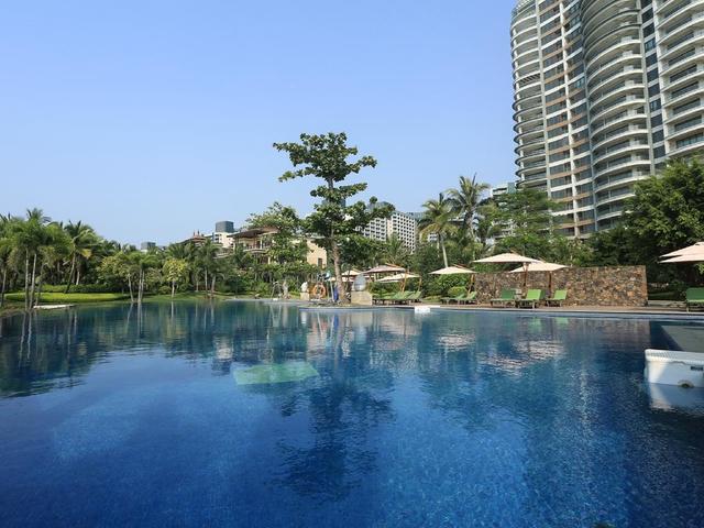 фото отеля Infinity Ocean Beach Resort изображение №1