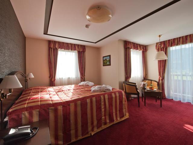 фото Hotel Zur Burg изображение №14