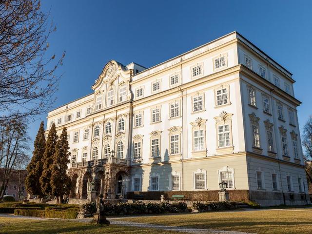 фото Schloss Leopoldskron - Meierhof изображение №14