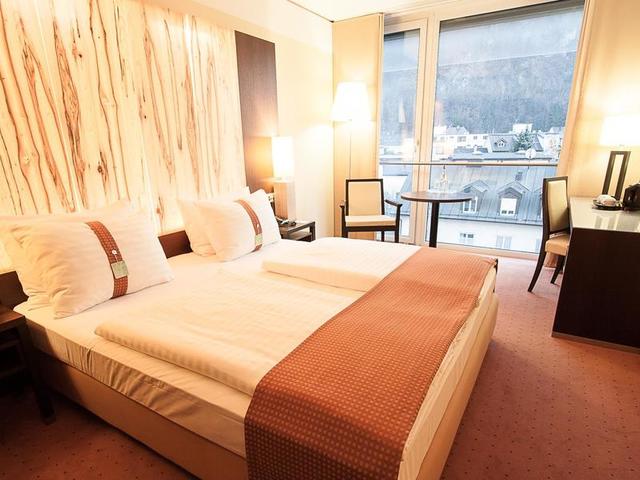 фото отеля Holiday Inn Salzburg City изображение №9