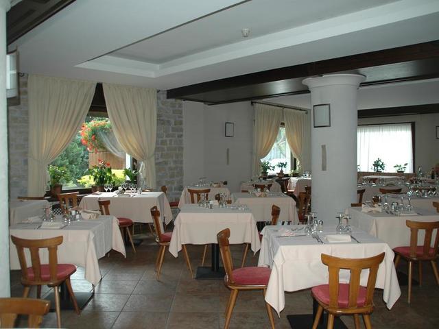фотографии Hotel Vallecetta изображение №16