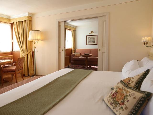 фото отеля Alpen Suite Hotel  изображение №5