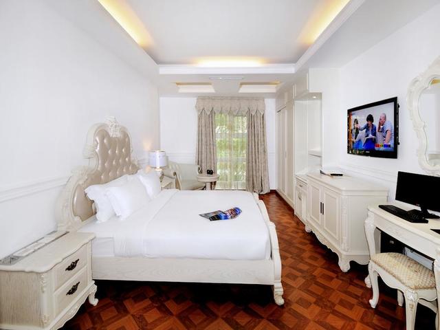фото A&Em 280 Le Thanh Ton Hotel & Spa изображение №22