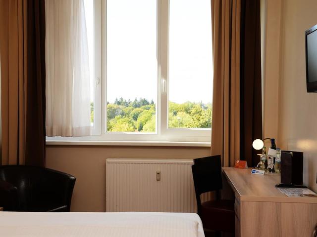 фотографии Aga's Hotel Berlin изображение №24