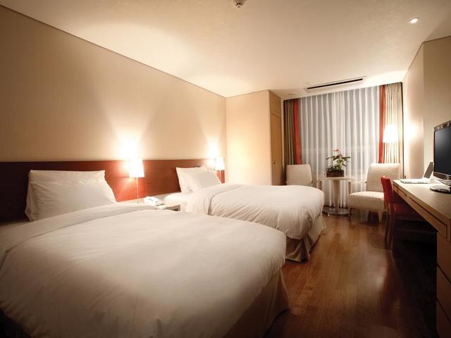 фото Ramada Hotel And Suites Seoul Namdaemun изображение №30