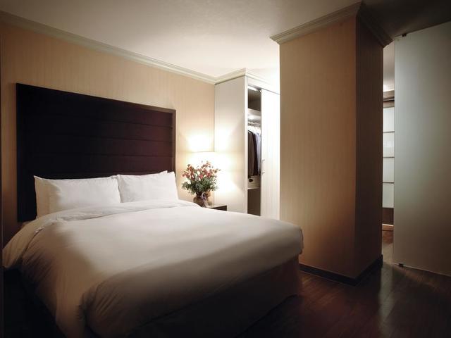 фото отеля Ramada Hotel And Suites Seoul Namdaemun изображение №29