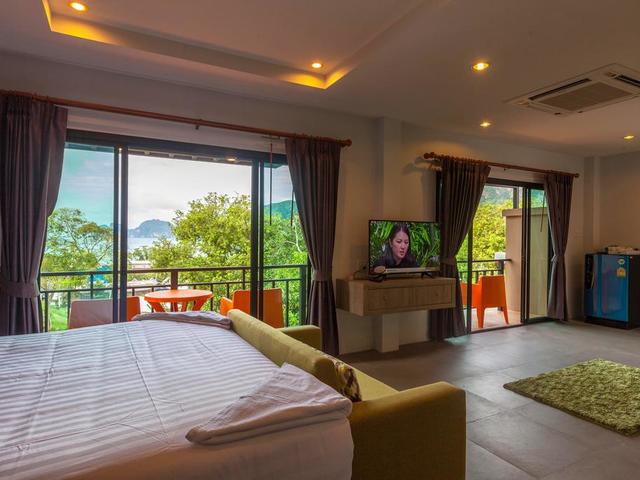 фото отеля Phi Phi Top View Resort изображение №13
