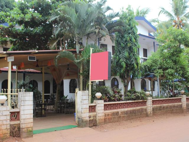 фотографии отеля Hacienda (OYO 8024 near Baga Beach) изображение №35