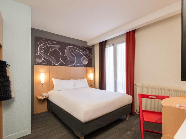 фото отеля ibis Paris Vaugirard Porte de Versailles (ex. Ibis Paris Convention 15th) изображение №9