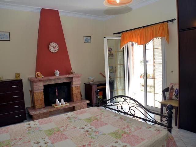фото Вилла с четырьма спальнями в Контокали (RE0425) изображение №14