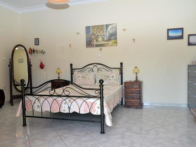 фотографии Вилла с четырьма спальнями в Контокали (RE0425) изображение №8