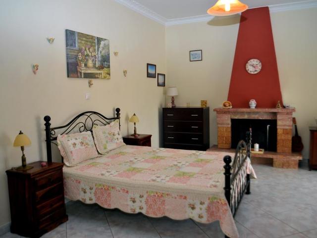 фото Вилла с четырьма спальнями в Контокали (RE0425) изображение №6