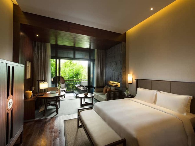фото отеля DoubleTree Resort by Hilton Hotel Hainan - Qixianling Hot Spring изображение №25