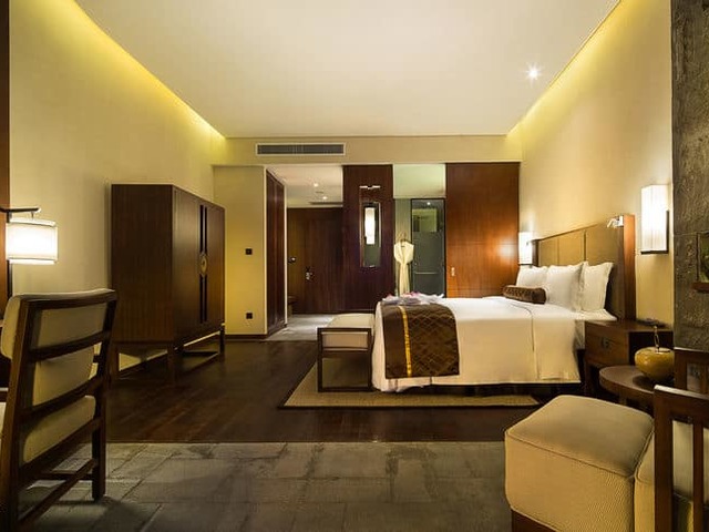 фото DoubleTree Resort by Hilton Hotel Hainan - Qixianling Hot Spring изображение №14