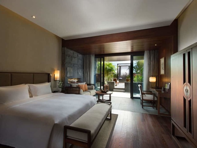 фото отеля DoubleTree Resort by Hilton Hotel Hainan - Qixianling Hot Spring изображение №5