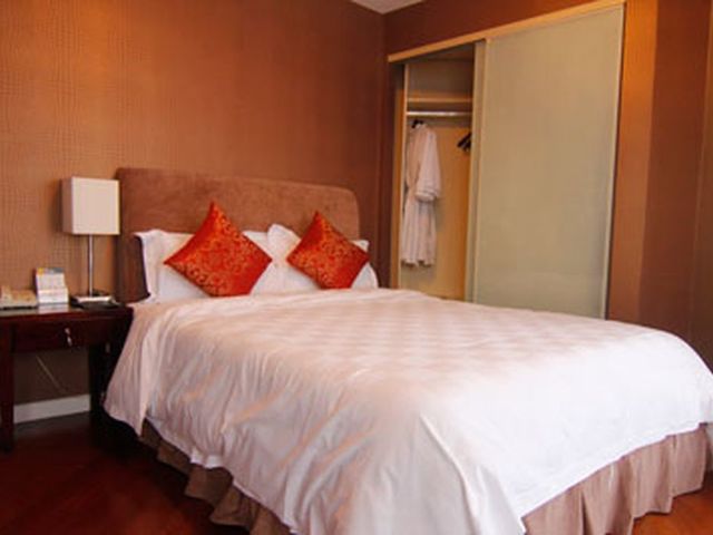 фото отеля TaiYue Suites Beijing изображение №13