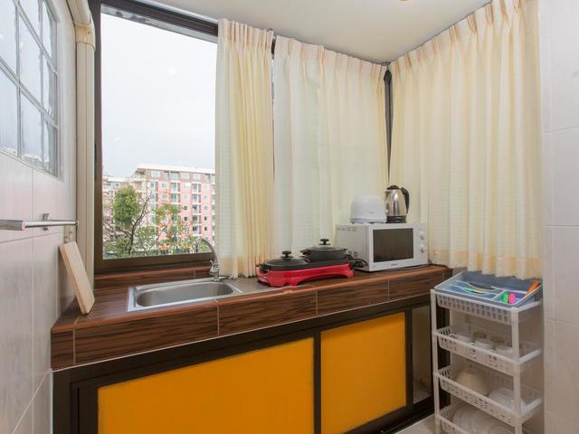 фотографии Patong Studio Apartments изображение №28