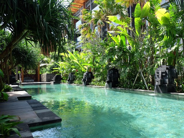 фотографии отеля Hotel Indigo Bali Seminyak Beach изображение №11