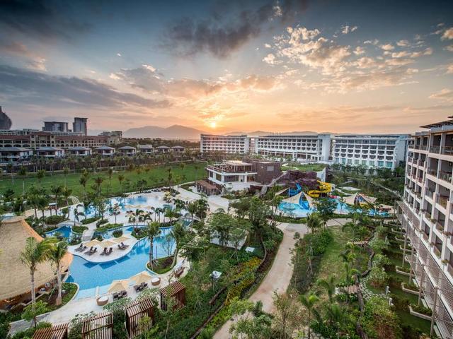 фото отеля Shangri-La`s Sanya Resort & Spa изображение №1