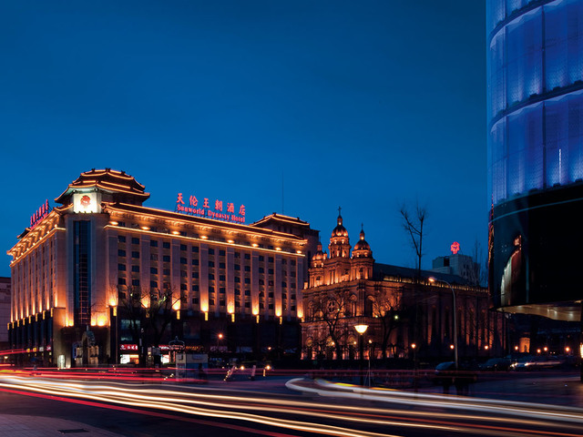 фото отеля Sunworld Dynasty Hotel Beijing (ex. Tianlun Dynasty) изображение №1