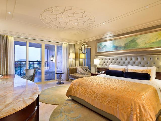 фото отеля Crowne Plaza Resort Sanya Bay  (ex. Grand Fortune Bay Hotel Sanya) изображение №17