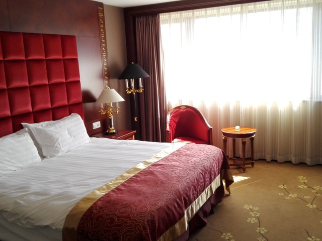 фотографии отеля Zhaolong Hotel изображение №3
