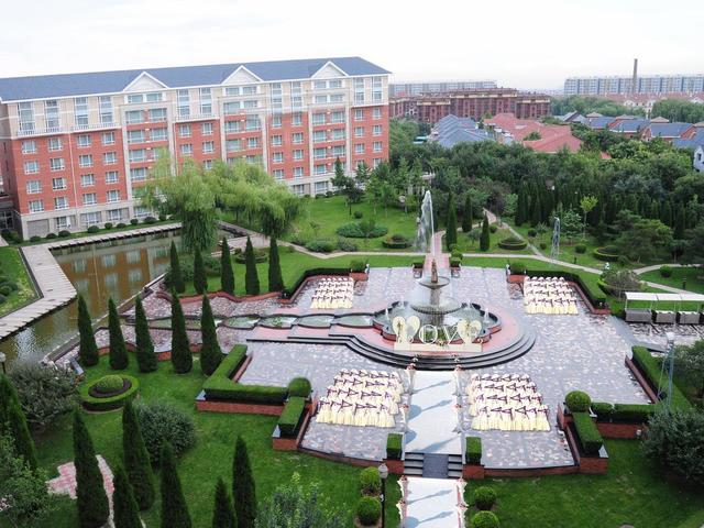 фотографии отеля Wyndham Beijing North (ex.The Loong Palace Hotel & Resort; Crowne Plaza Hotel North Beijing) изображение №11