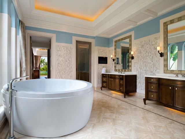 фото The Royal Begonia, a Luxury Collection Resort изображение №38