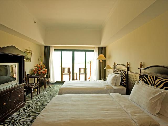 фото отеля Yalong Bay Universal Resort Sanya изображение №9