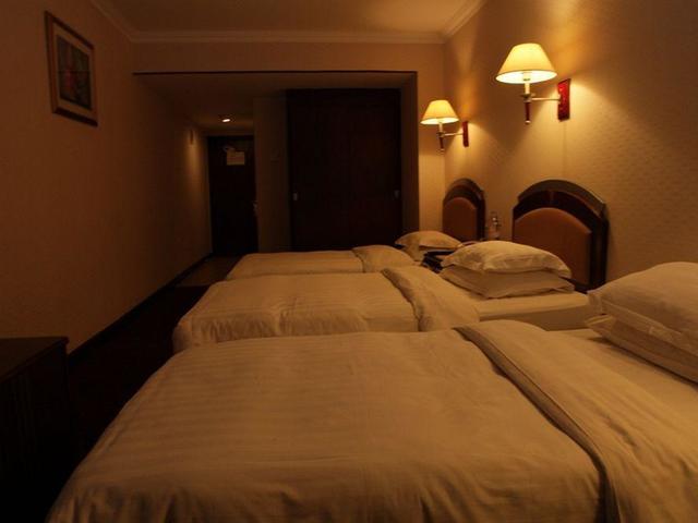 фото отеля Times Holiday Hotel (Shi Dai Jia Ri) изображение №5
