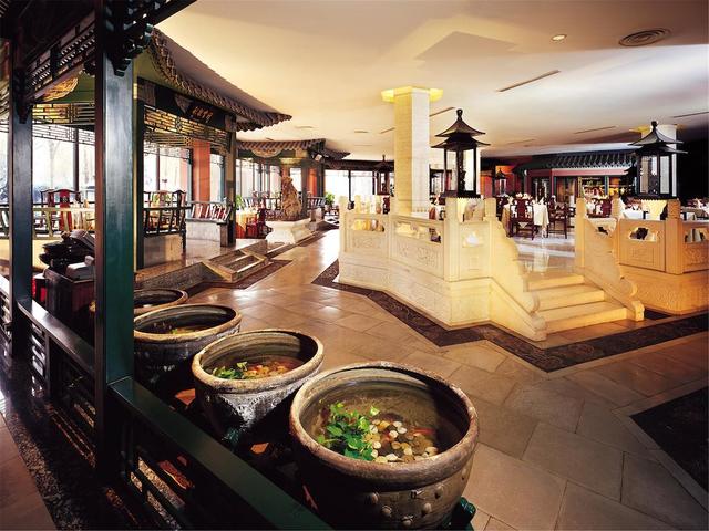 фото Hotel Kunlun изображение №14