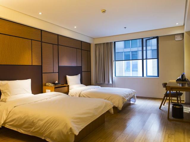 фото отеля JI Hotel 798 Art Zone Beijing (ех. Days Inn Business Place Yinfeng Beijing) изображение №29