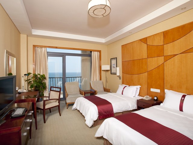 фотографии отеля Holiday Inn Sea View Qinhuangdao изображение №23