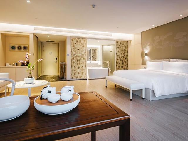 фото отеля Palace Resort & Spa Yalong Bay  изображение №5