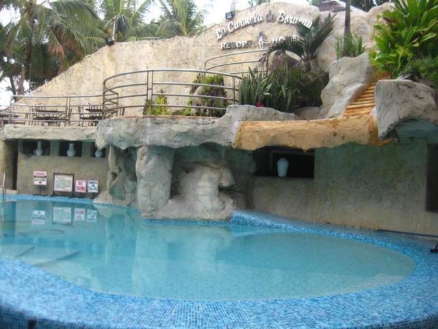 фото La Carmela de Boracay Resort Hotel изображение №22