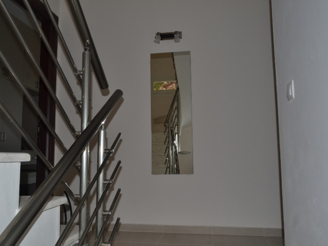 фото отеля Вилла с тремя спальнями в Барбати (RE0493) изображение №29