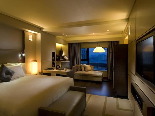 фото Hilton Beijing Wangfujing изображение №2