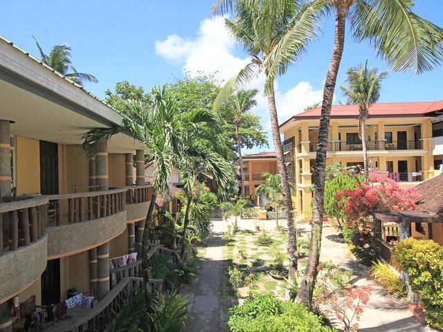 фото отеля Bamboo Beach Resort and Restaurant изображение №17