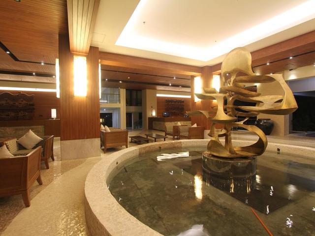 фотографии отеля Crown Regency Resort and Convention Center изображение №7