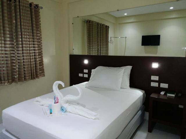 фото Budget Room Boracay Island Hostel изображение №10