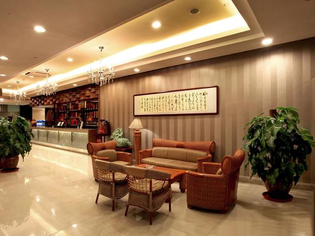 фото Dalian Aulicare Hotel изображение №2